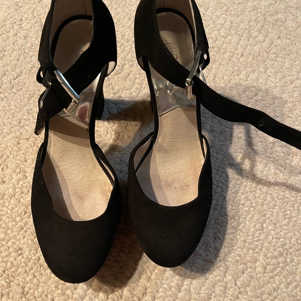 Michael Kors size 8 women shoes.  Gently used